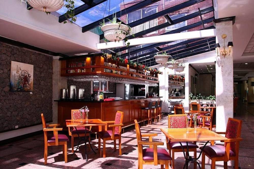 Hotel Ramada By Wyndham Buenos Aires Vicente López Esterno foto