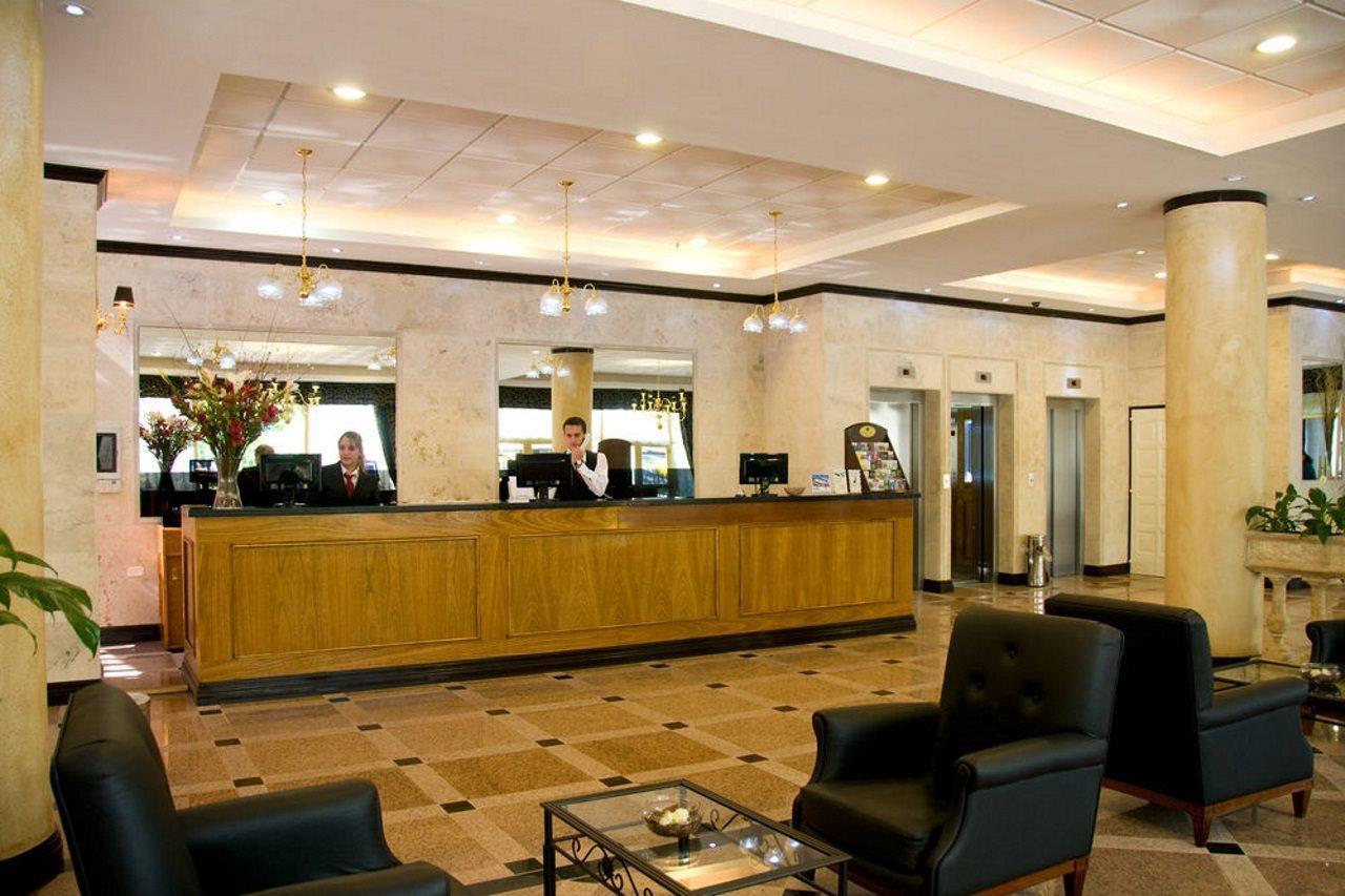 Hotel Ramada By Wyndham Buenos Aires Vicente López Esterno foto