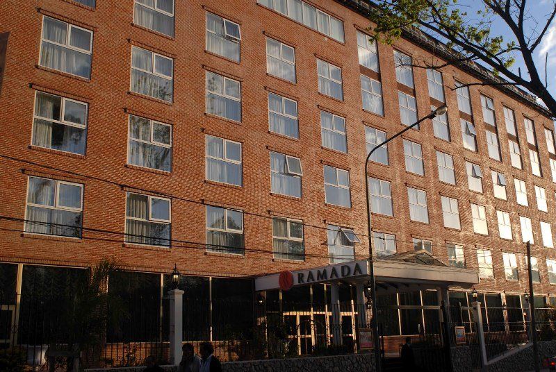 Hotel Ramada By Wyndham Buenos Aires Vicente López Esterno foto